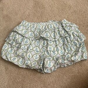 Hannah Kate- Izzie Shorts in South Hampton Botanical Size 8